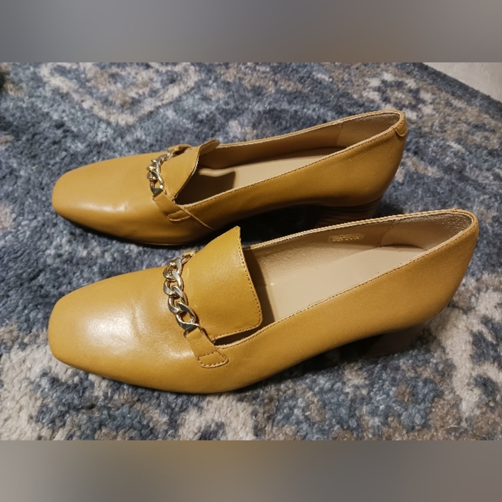 Anthro chain heeled loafer shoes